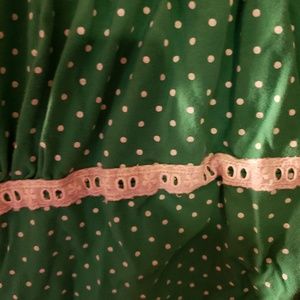 T-shirt with polk a dots